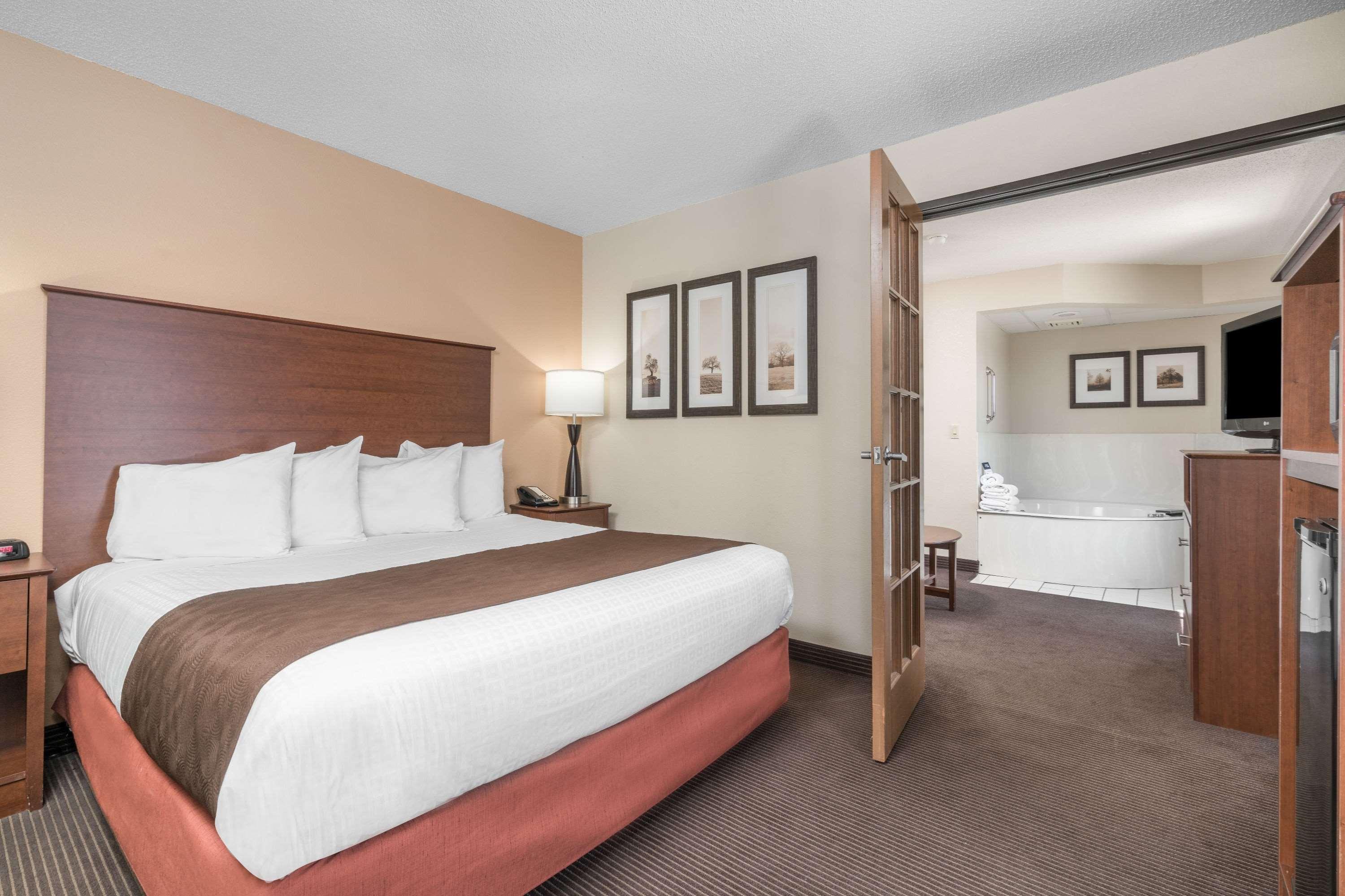 Americinn By Wyndham Bismarck Buitenkant foto