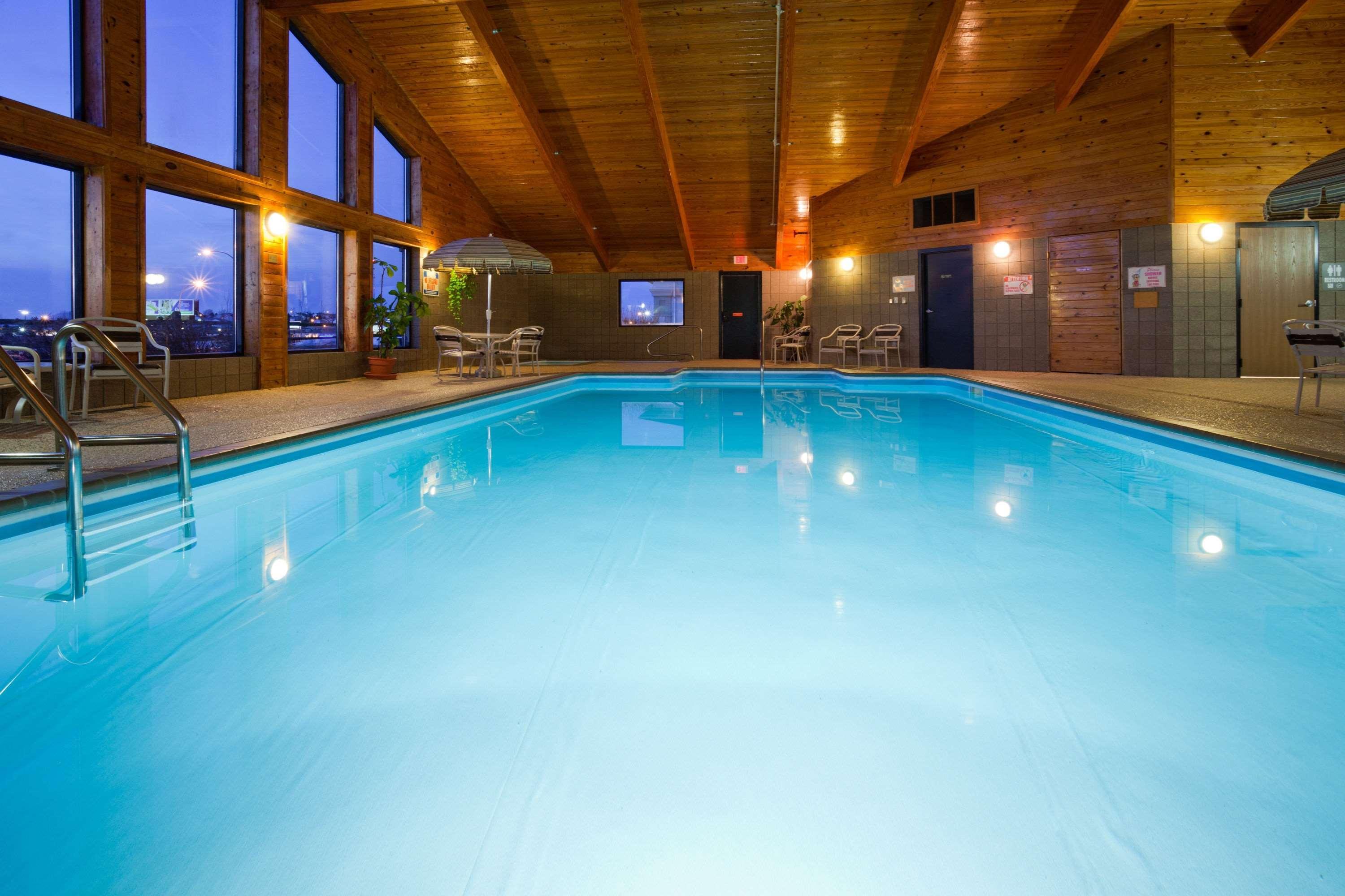 Americinn By Wyndham Bismarck Buitenkant foto
